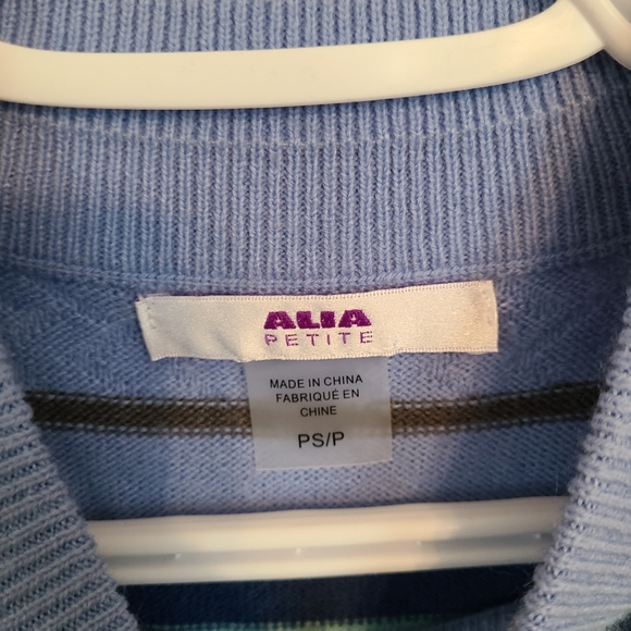 🌟Mock Neck Sweater Size Small Petite - Picture 5 of 7